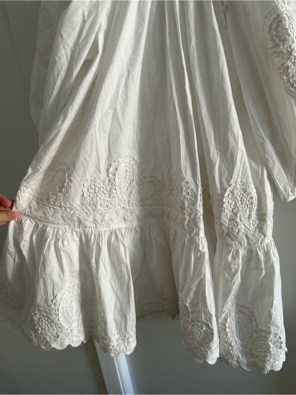 Juliet Dunn London White Embroidered Peasant Dress- Classic Look - Picture 5 of 5
